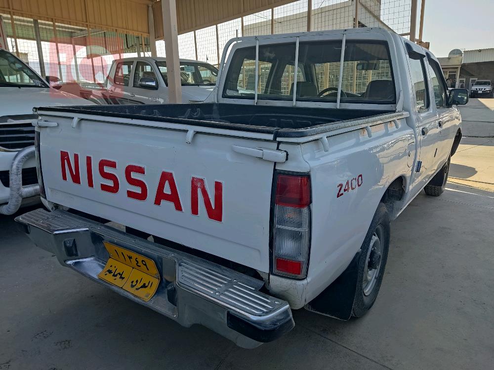 نيسان بيك اب